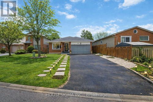 220 Killarney Grove, London, ON, N5X3X6 | Card Image