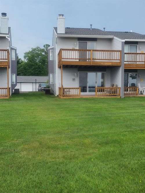 3746 N Us Highway 23, Oscoda, MI, 48750-8815 | Card Image