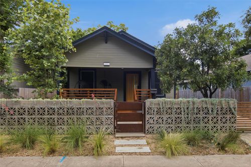 2007 E 2nd St, Austin, TX, 78702-4515 | Card Image