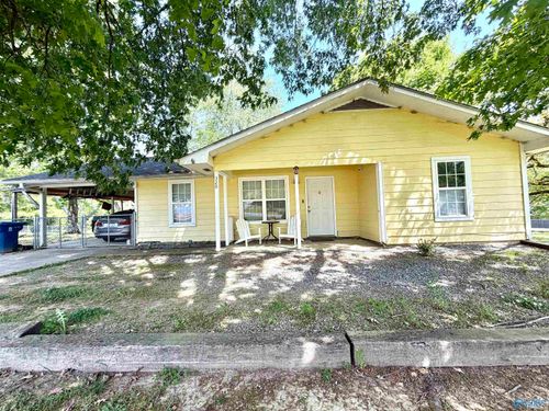 320 H T Greer Rd, Albertville, AL, 35951-3137 | Card Image