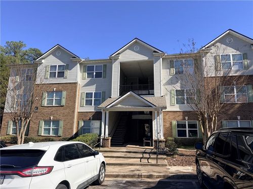 13104 Fairington Ridge Cir, Lithonia, GA, 30038-5645 | Card Image