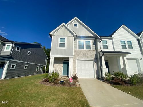 516 Barrington Row Ave, Zebulon, NC, 27597-3709 | Card Image