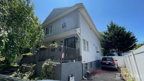 102 Gracey St, Edison, NJ, 08817-5135 | Card Image