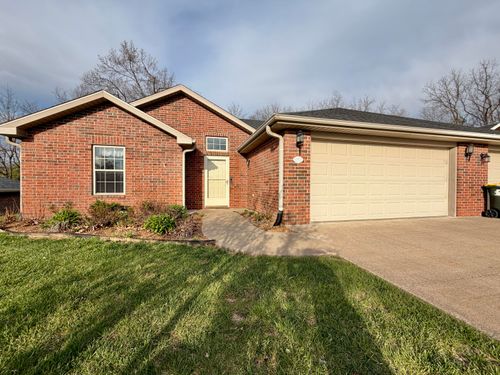 1207 Raymond Ct, BOONVILLE, MO, 65233-2145 | Card Image