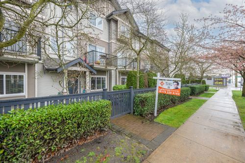 104-5211 Irmin St, Burnaby, BC, V5J0C9 | Card Image
