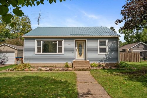 650 Newton St, Baldwin, WI, 54002-9306 | Card Image