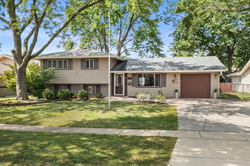 410 Andrew Ln, Schaumburg, IL, 60193-1461 | Card Image