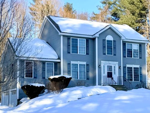 1 Olde Bridge Ln, Epping, NH, 03042-1922 | Card Image