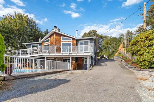 33017 14th Ave, Mission, BC, V2V2P3 | Card Image