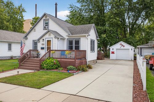 825 1st St, NEKOOSA, WI, 54457-1173 | Card Image