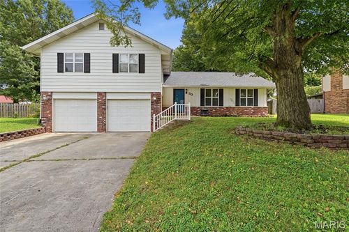 30 Mar Jacques Drive, Belleville, IL, 62226 | Card Image