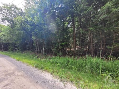 lot 2 Canaan Rd, McNab/Braeside, ON, K7V3Z4 | Card Image