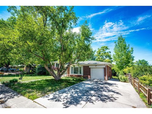 9015 W 4th Pl, Lakewood, CO, 80226-1131 | Card Image