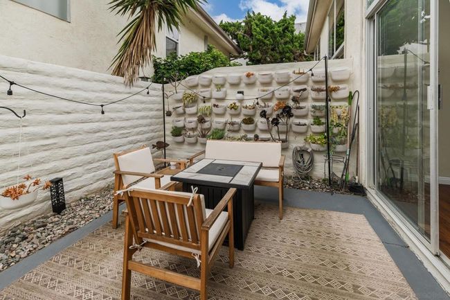 4 - 2544 Navarra Dr, Townhouse with 2 bedrooms, 2 bathrooms and 1 parking in Carlsbad CA | Image 18