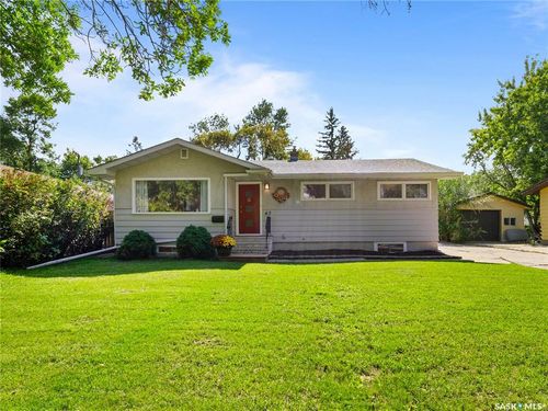 43 Cowburn Crescent, Regina, SK, S4S5R9 | Card Image