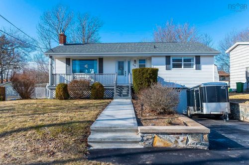 56 Ellenvale Ave, Dartmouth, NS, B2W2W5 | Card Image