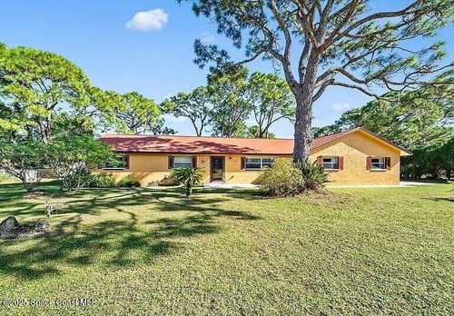 5425 Country Ln, Merritt Island, FL, 32953-7322 | Card Image