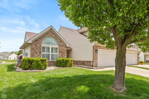 1172 Spencer Dr, Greenwood, IN, 46143-7787 | Card Image