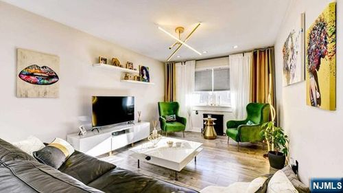 1504 W Terrace Cir, Teaneck, NJ, 07666-5244 | Card Image