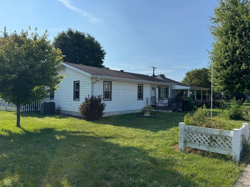 709 Oak St, Tipton, IN, 46072-1145 | Card Image