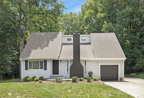 10101 Wood Ct, Charlotte, NC, 28277-8727 | Card Image