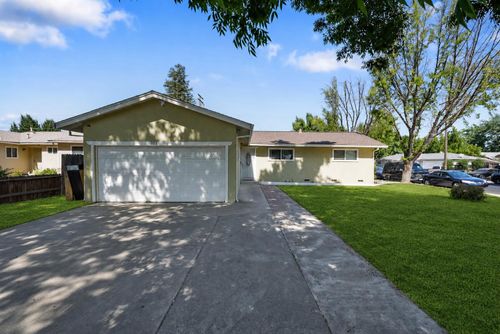 301 S Emerald Ave, Modesto, CA, 95351-1903 | Card Image