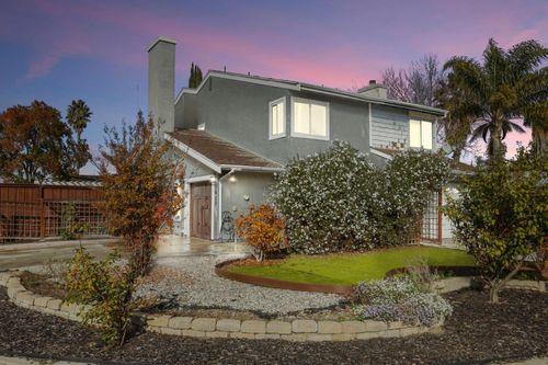 1817 Bluebell Dr, Livermore, CA, 94551-1037 | Card Image