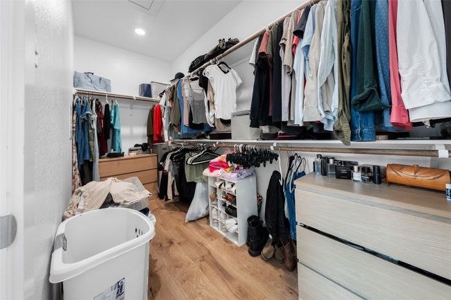 Primary Closet | Image 13