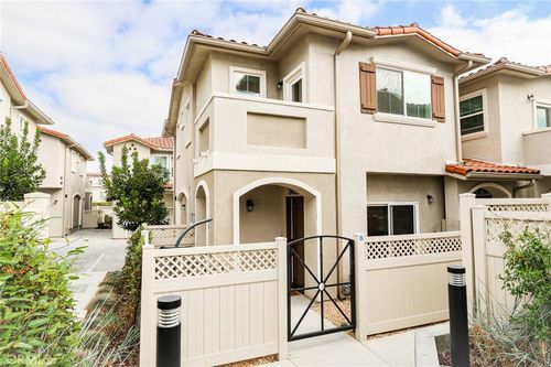 2425 Arlington Ave, Torrance, CA, 90501-4427 | Card Image