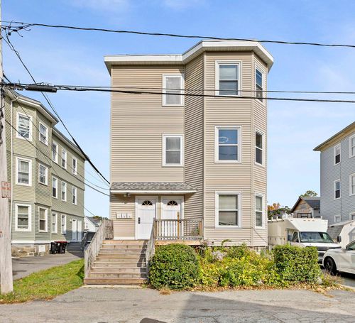105 Nilsson St, Brockton, MA, 02301 | Card Image