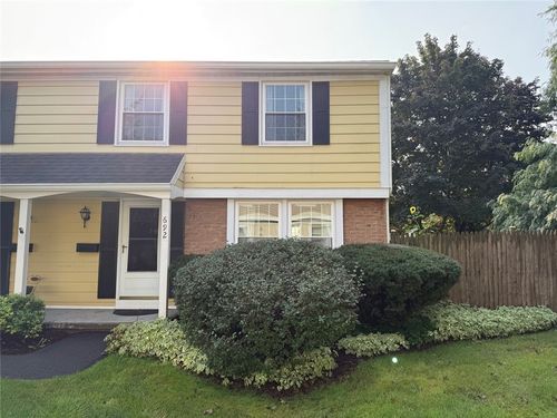 692 Hidden Valley Rd, Gates, NY, 14624-2339 | Card Image