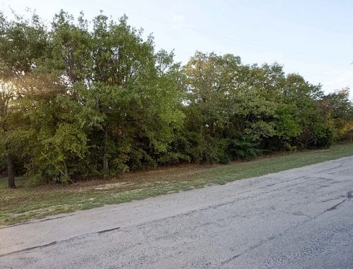 401 Dogie Trl & Highland Dr, Oak Point, TX, 75068 | Card Image
