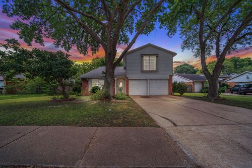 3626 Fiddlers Green Dr, Houston, TX, 77082-2909 | Card Image