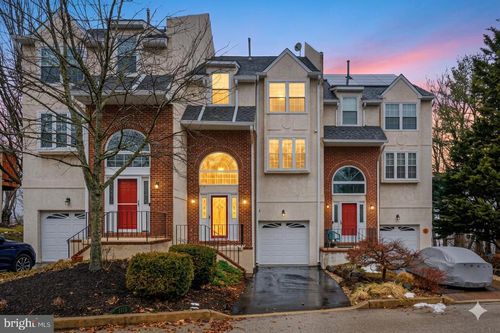 102 Campbell Dr, W Cnshohocken, PA, 19428-3400 | Card Image