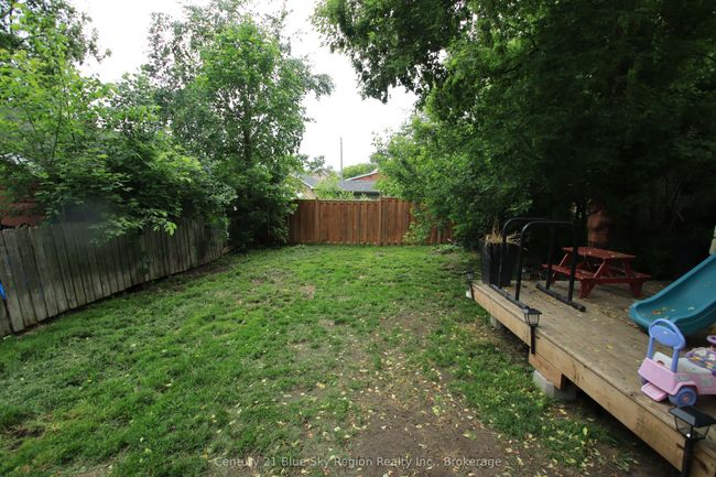 275 Fifth Ave E, Home with 4 bedrooms, 2 bathrooms and 3 parking in North Bay ON | Image 15