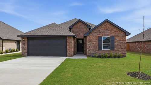 7513 N 154th East Ave, Owasso, OK, 74055-7892 | Card Image