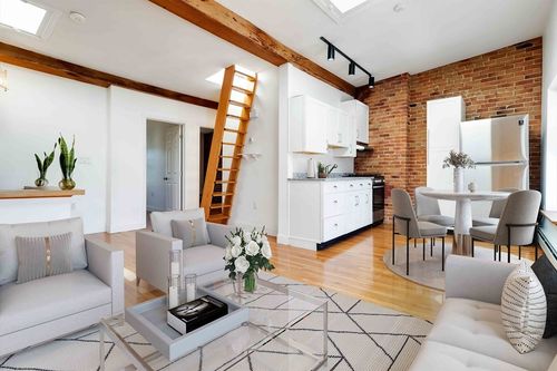 apt-3-31 Division St, Chelsea, MA, 02150-2766 | Card Image