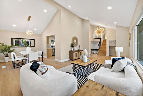 3742 Wellington Sq, San Jose, CA, 95136-1457 | Card Image