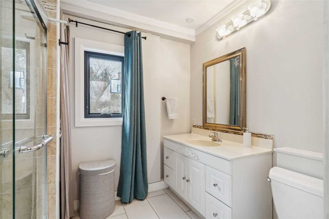 61 River Rd, House other with 2 bedrooms, 1 bathrooms and 3 parking in Brampton ON | Image 11
