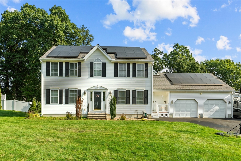 Isabel Cir, Leominster, MA 01453