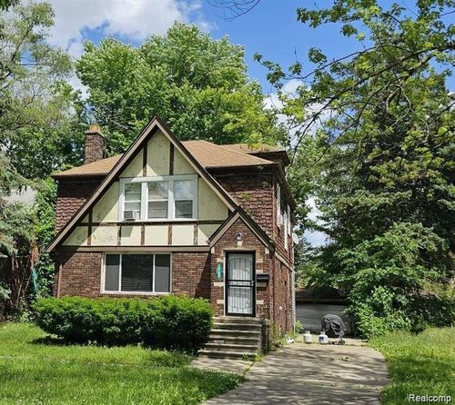 19192 Strasburg St, Detroit, MI, 48205-2131 | Card Image