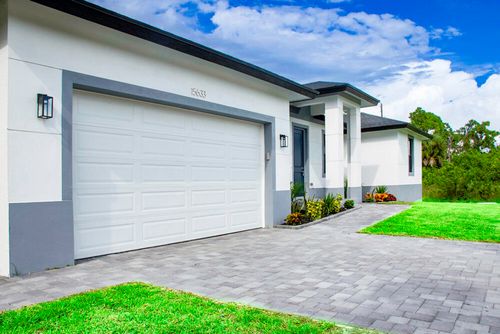 15633 Lakeland Cir, PORT CHARLOTTE, FL, 33981-4620 | Card Image