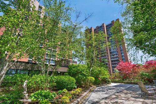 110-1400 Dixie Rd, Mississauga, ON, L5E3E1 | Card Image