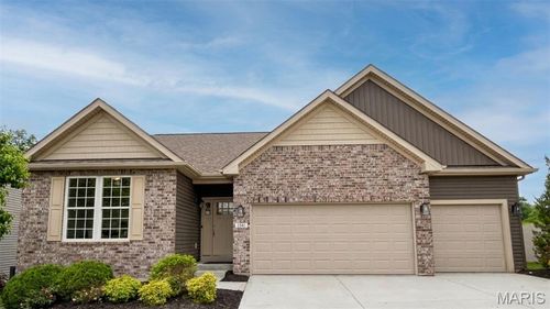 1531 Arlington Heights Way, Imperial, MO, 63052-1345 | Card Image