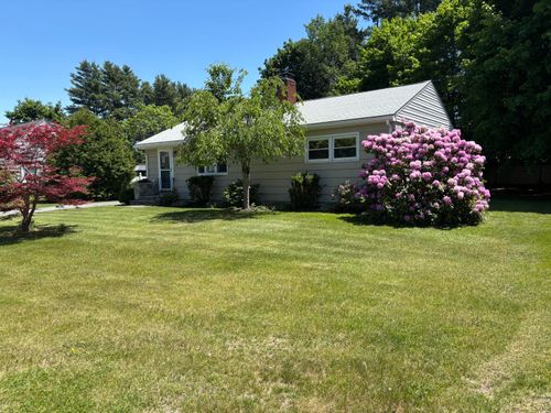 15 Woodland Rd, Westbrook, ME, 04092-4640 | Card Image