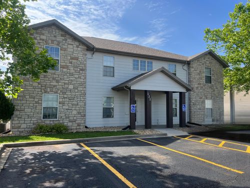 1-4-121 Toni Ln, Branson, MO, 65616-7383 | Card Image