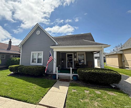 579 E St Ne, Linton, IN, 47441-1468 | Card Image