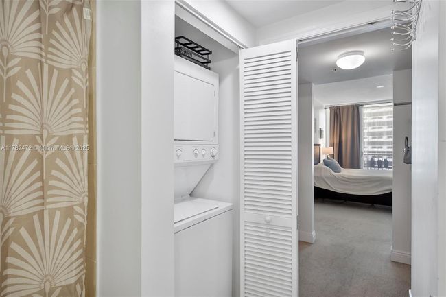APT-3106 - 1750 Bayshore Dr, Condo with 1 bedrooms, 1 bathrooms and null parking in Miami FL | Image 17