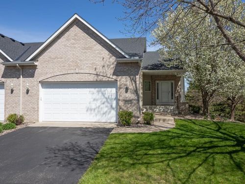 20588 Kearney Path, Lakeville, MN, 55044-6711 | Card Image