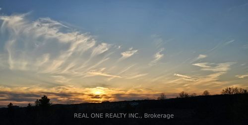 142 Hartney Dr, Richmond Hill, ON, L4S0L1 | Card Image